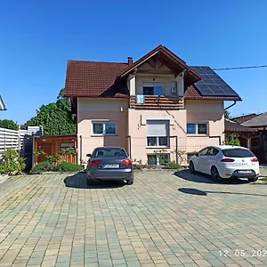 Appartement Vagon - Studio - Near Btc,, Ljubljana