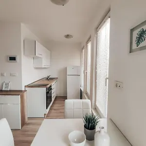 Studio Sanya Ljubljana